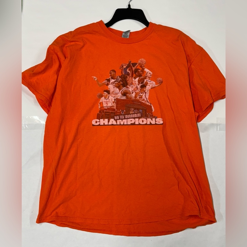 Vintage college basketball orange t shirt 2XL